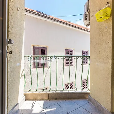 Forum 2Br Apartment In Old Town