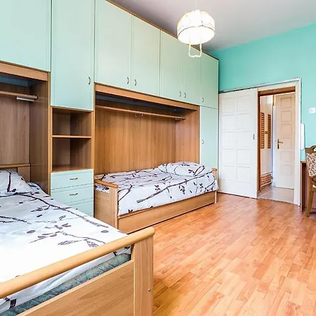 Forum 2br In Old Town *