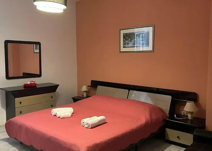 Forum 2br In Old Town Apartamento